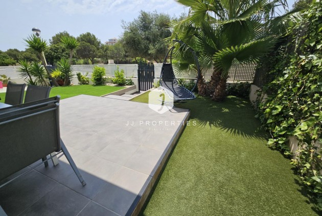 Tweedehands - Villa -
Orihuela Costa - La Regia