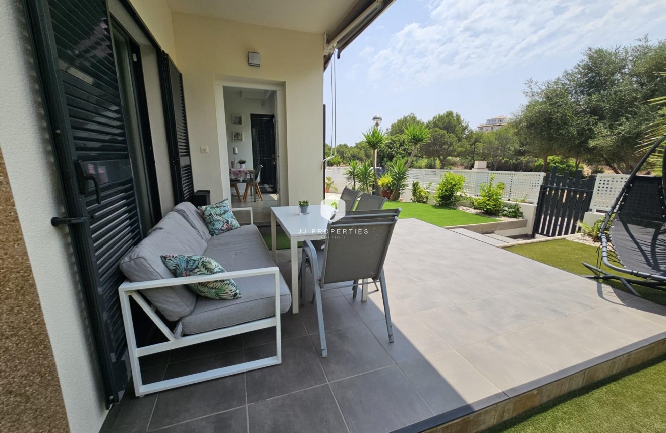 Tweedehands - Villa -
Orihuela Costa - La Regia