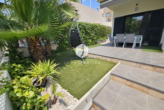 Tweedehands - Villa -
Orihuela Costa - La Regia