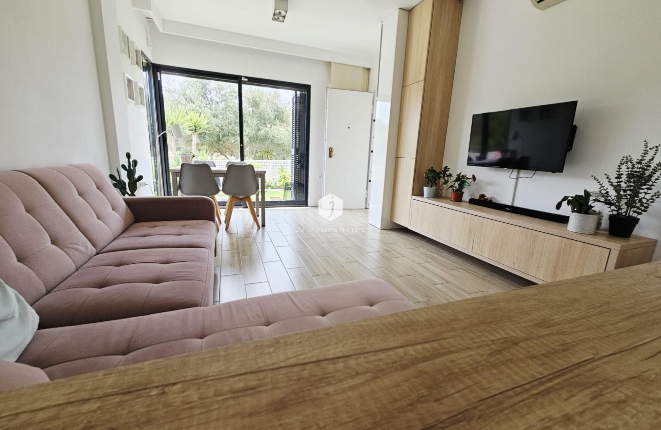 Tweedehands - Villa -
Orihuela Costa - La Regia