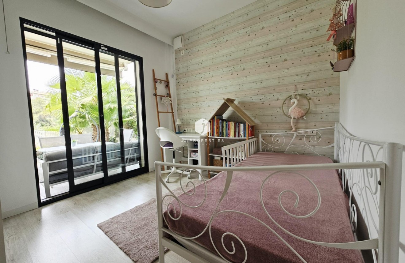 Tweedehands - Villa -
Orihuela Costa - La Regia