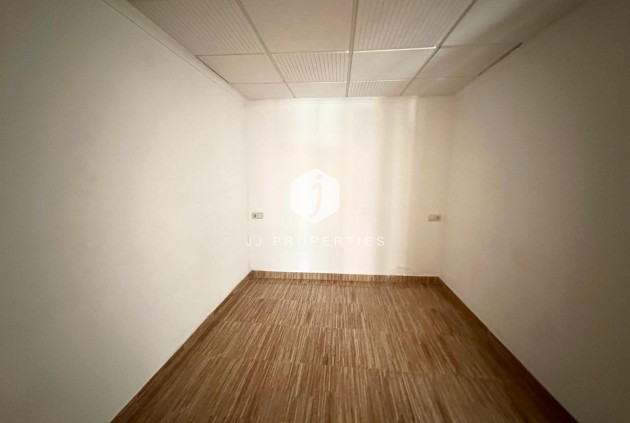 Tweedehands - Appartement / flat -
Torrevieja - Playa del Cura