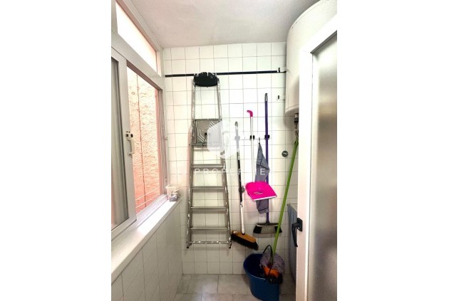 Tweedehands - Appartement / flat -
Torrevieja - Centro