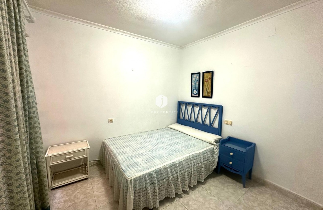 Tweedehands - Appartement / flat -
Torrevieja - Centro