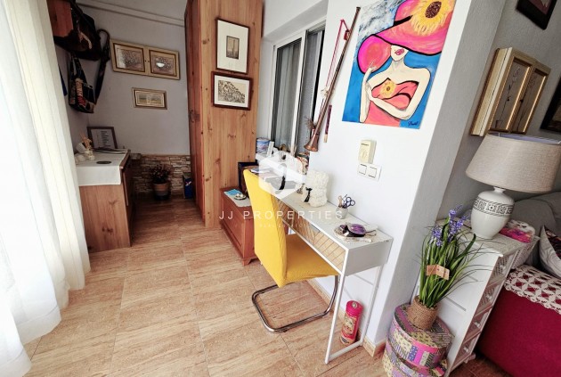 Tweedehands - Bungalow -
Torrevieja - La Siesta - El Salado - Torreta