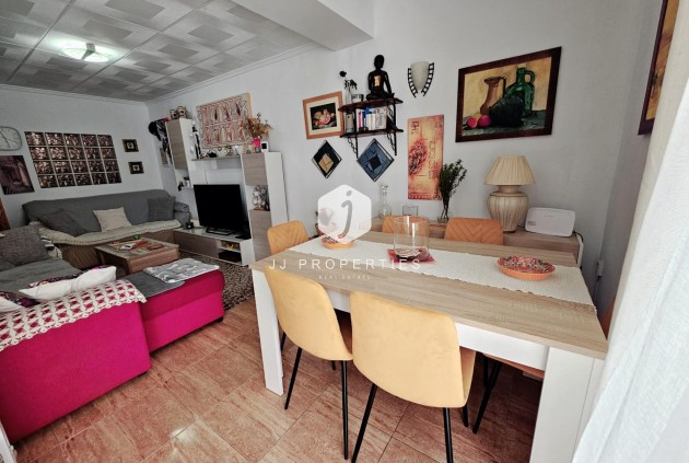 Tweedehands - Bungalow -
Torrevieja - La Siesta - El Salado - Torreta