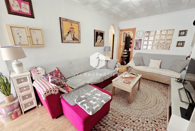 Tweedehands - Bungalow -
Torrevieja - La Siesta - El Salado - Torreta