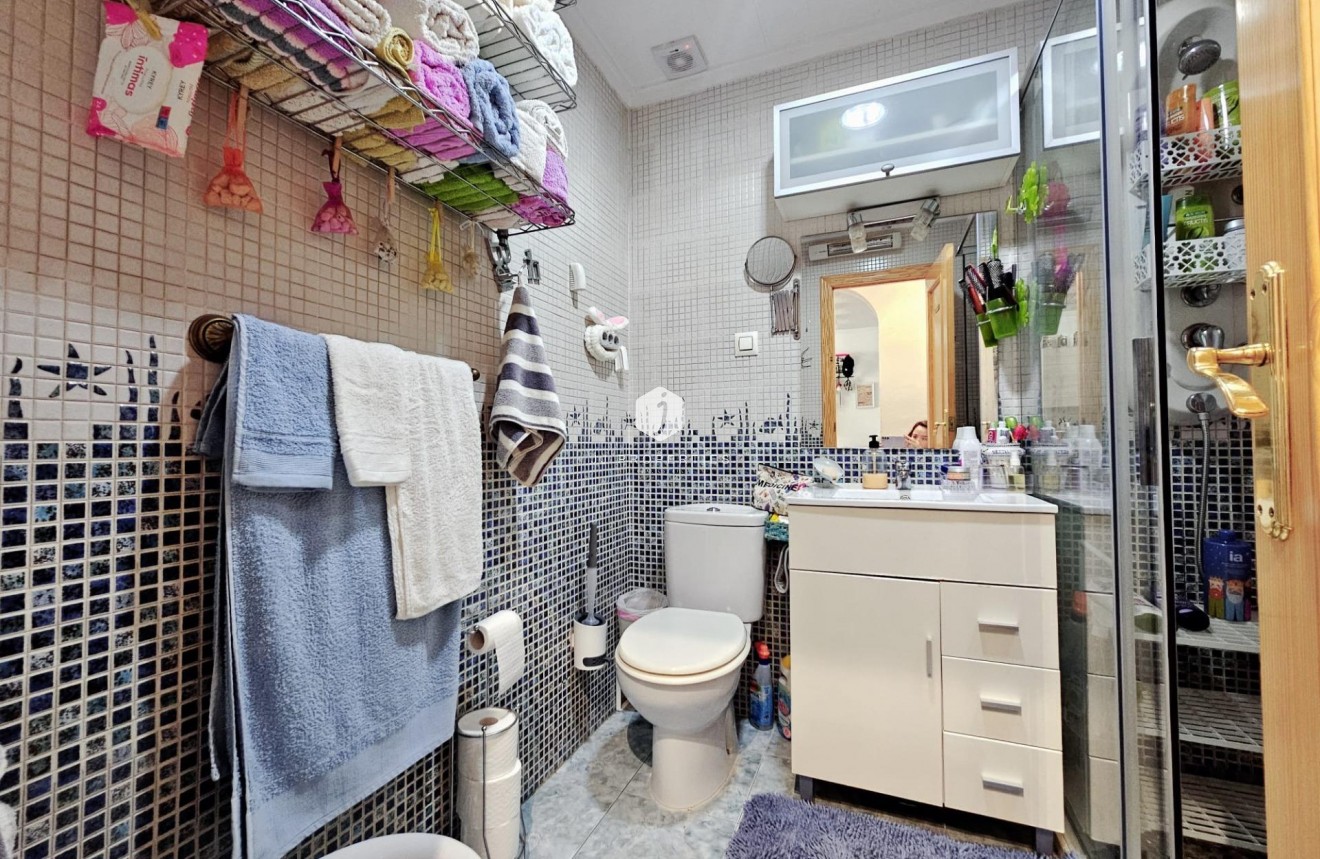 Tweedehands - Bungalow -
Torrevieja - La Siesta - El Salado - Torreta