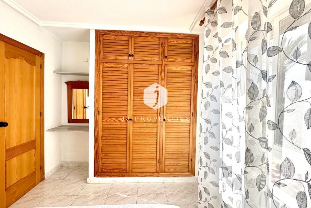 Tweedehands - Appartement / flat -
Torrevieja - Playa del Cura