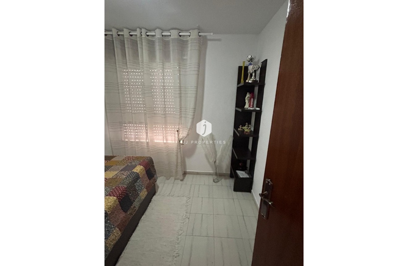 Tweedehands - Chalet -
Torrevieja - Centro