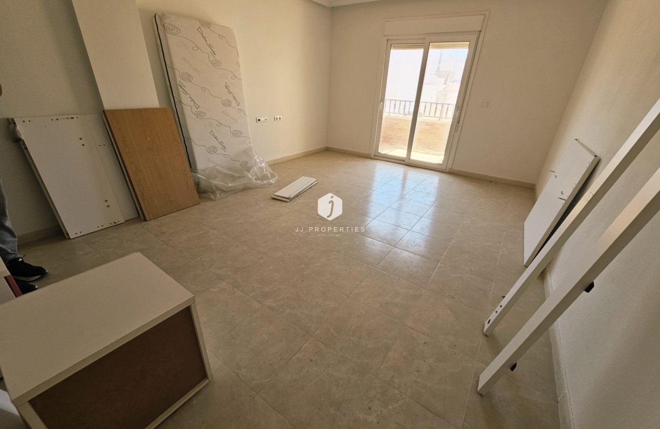 Tweedehands - Appartement / flat -
Torrevieja