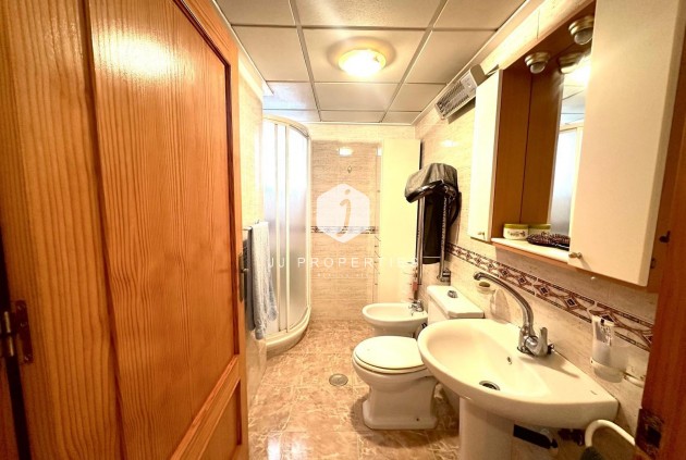 Tweedehands - Appartement / flat -
Torrevieja - Playa del Cura