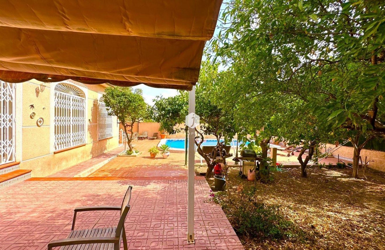 Tweedehands - Villa -
Torrevieja - Los Balcones - Los Altos del Edén