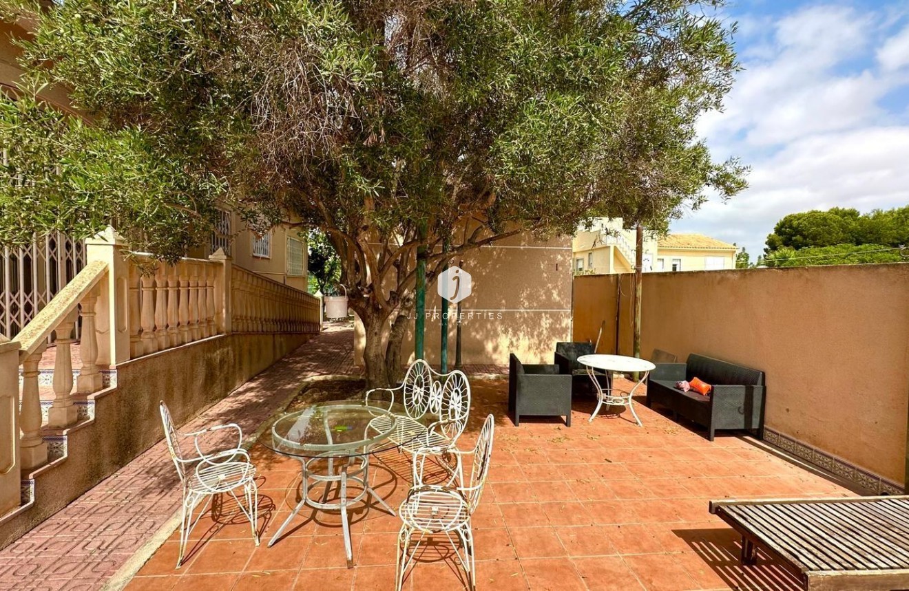 Tweedehands - Villa -
Torrevieja - Los Balcones - Los Altos del Edén