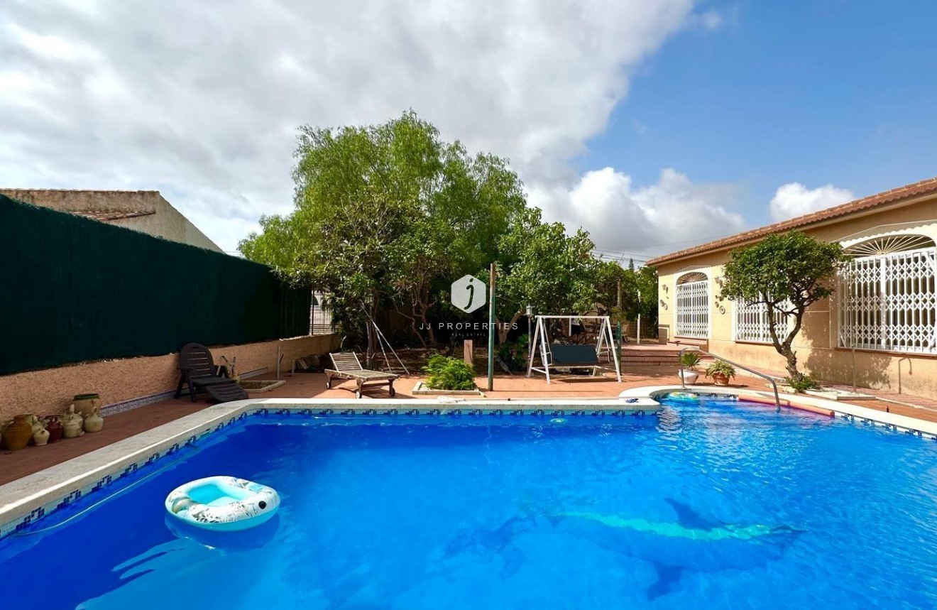 Tweedehands - Villa -
Torrevieja - Los Balcones - Los Altos del Edén