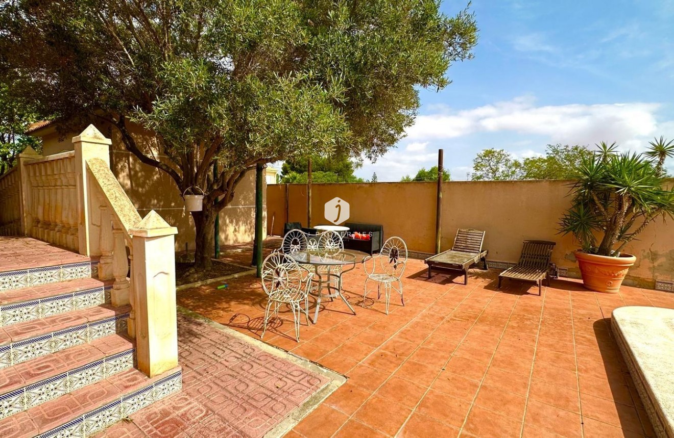 Tweedehands - Villa -
Torrevieja - Los Balcones - Los Altos del Edén