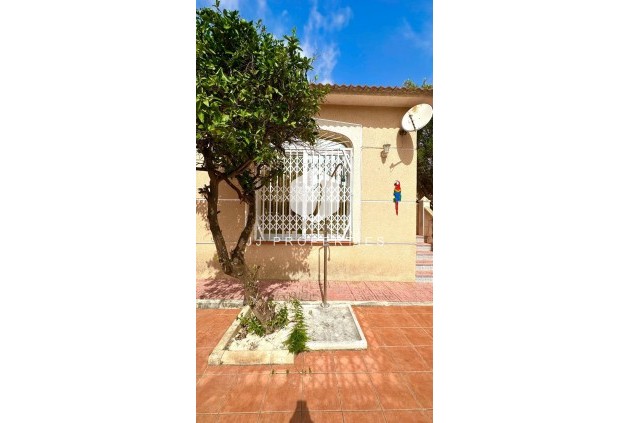 Tweedehands - Villa -
Torrevieja - Los Balcones - Los Altos del Edén