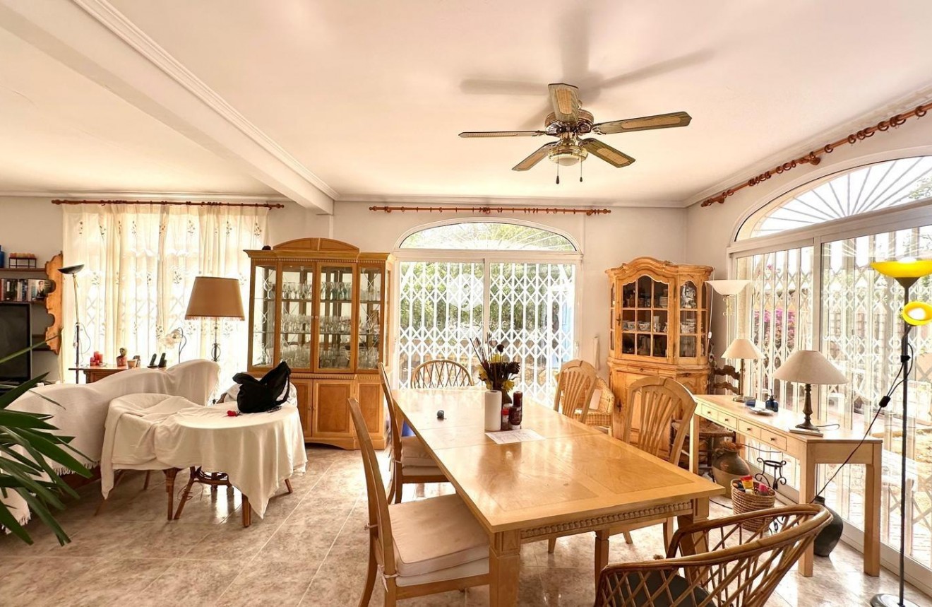 Tweedehands - Villa -
Torrevieja - Los Balcones - Los Altos del Edén