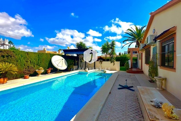 Tweedehands - Villa -
Cabo Roig - Costa Blanca