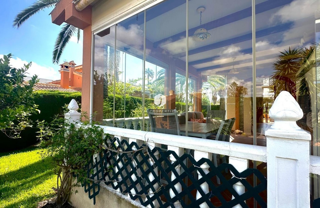 Tweedehands - Villa -
Cabo Roig - Costa Blanca