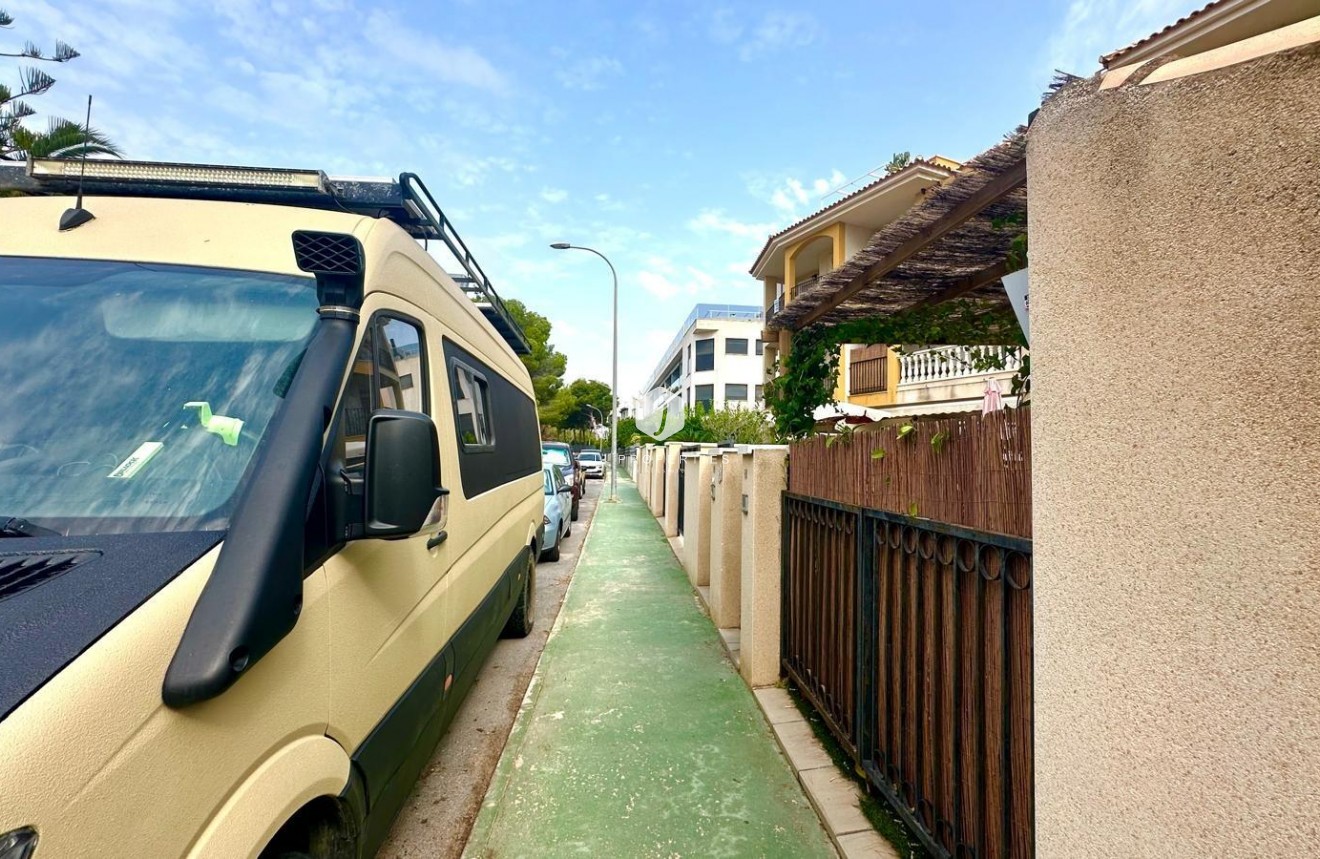 Tweedehands - Appartement / flat -
Orihuela Costa - Altos De Campoamor