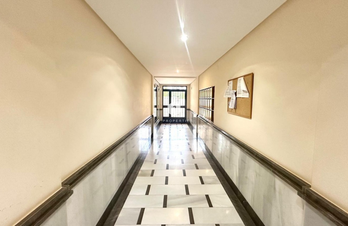 Tweedehands - Appartement / flat -
Orihuela Costa - Altos De Campoamor