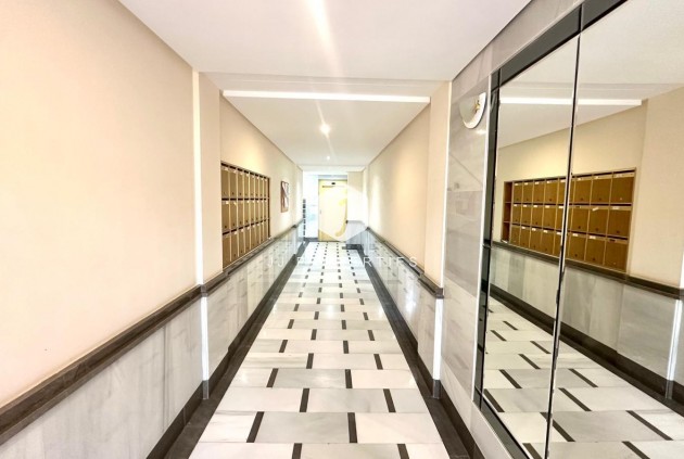 Tweedehands - Appartement / flat -
Orihuela Costa - Altos De Campoamor