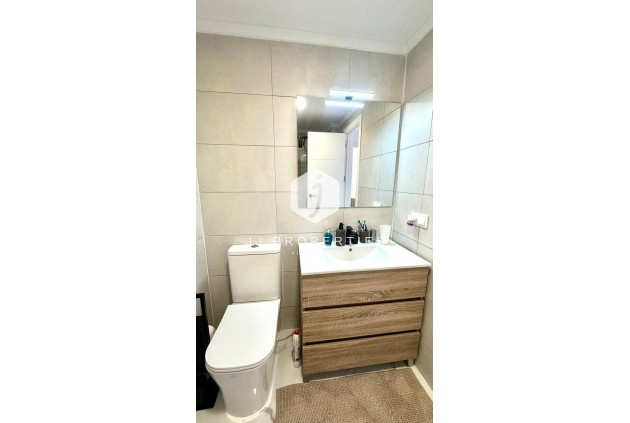 Tweedehands - Appartement / flat -
Torrevieja - Punta prima