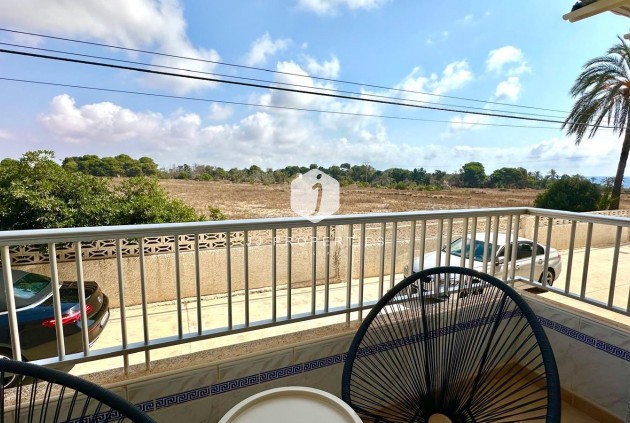 Tweedehands - Appartement / flat -
Torrevieja - Punta prima