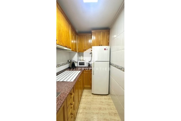 Tweedehands - Appartement / flat -
Torrevieja - Acequion