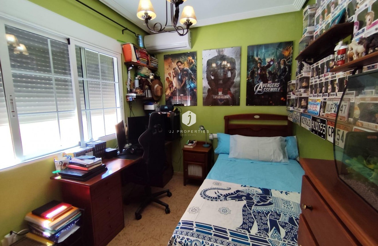 Tweedehands - Villa -
Torrevieja - Aguas Nuevas 2