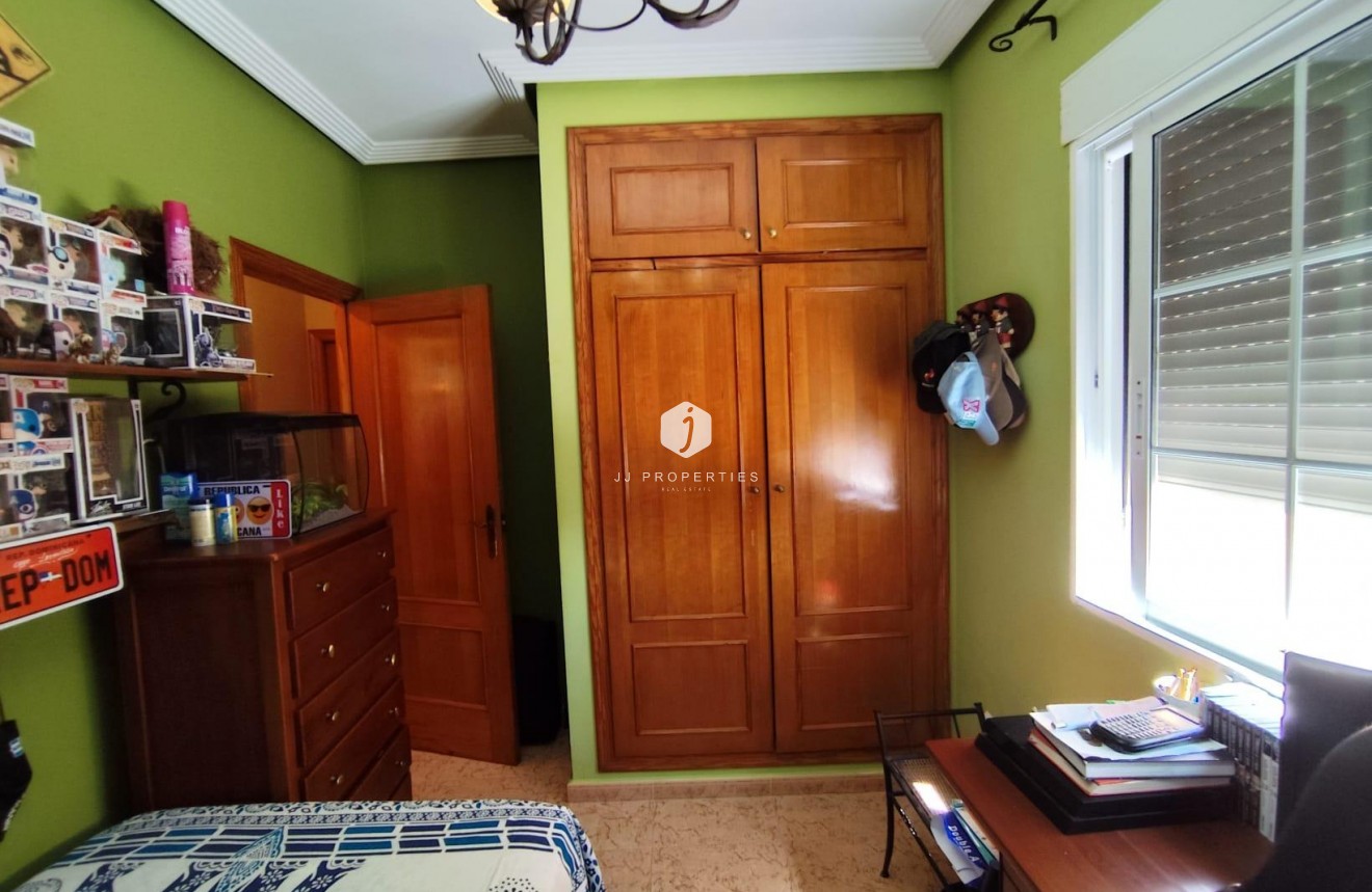 Tweedehands - Villa -
Torrevieja - Aguas Nuevas 2