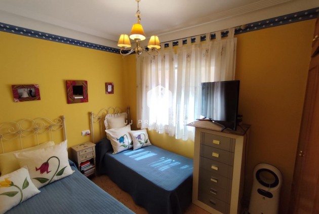 Tweedehands - Villa -
Torrevieja - Aguas Nuevas 2