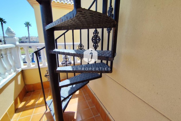 Tweedehands - Villa -
Torrevieja - Aguas Nuevas 2