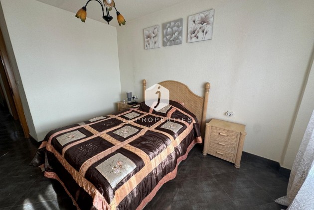 Tweedehands - Appartement / flat -
Torrevieja - Playa del Cura