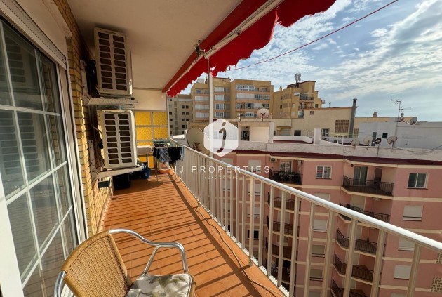 Tweedehands - Appartement / flat -
Torrevieja - Playa del Cura