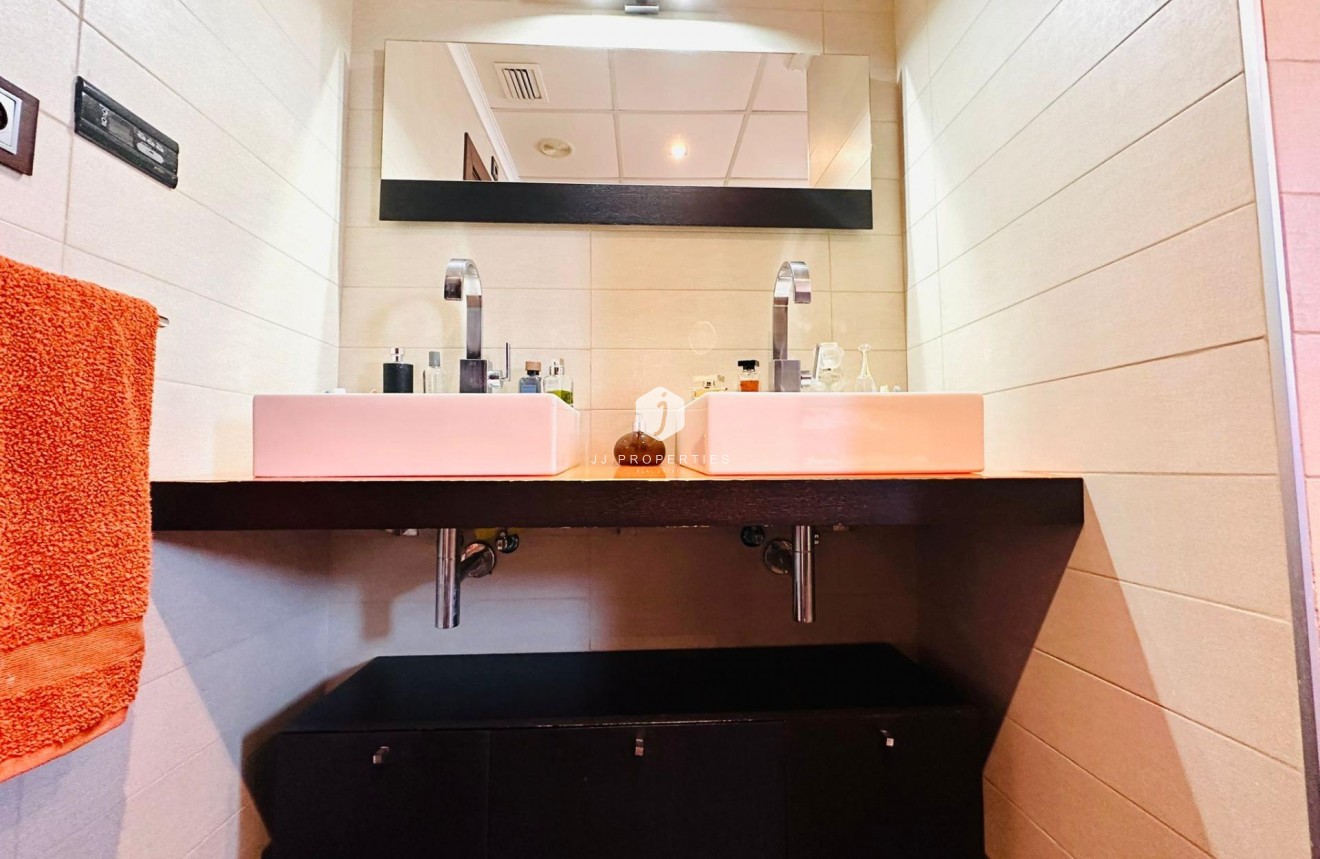 Tweedehands - Appartement / flat -
Torrevieja - Estacion de autobuses