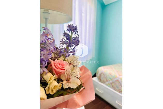 Tweedehands - Appartement / flat -
Torrevieja - Estacion de autobuses