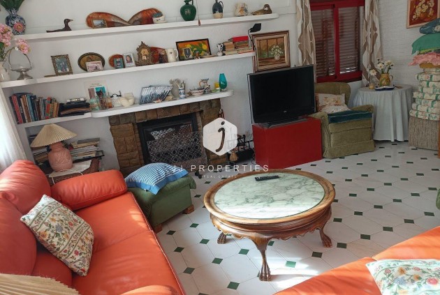 Tweedehands - Villa -
Orihuela Costa - Campoamor