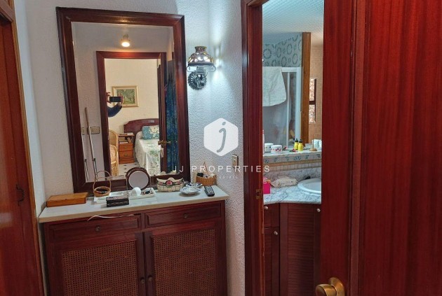 Tweedehands - Villa -
Orihuela Costa - Campoamor