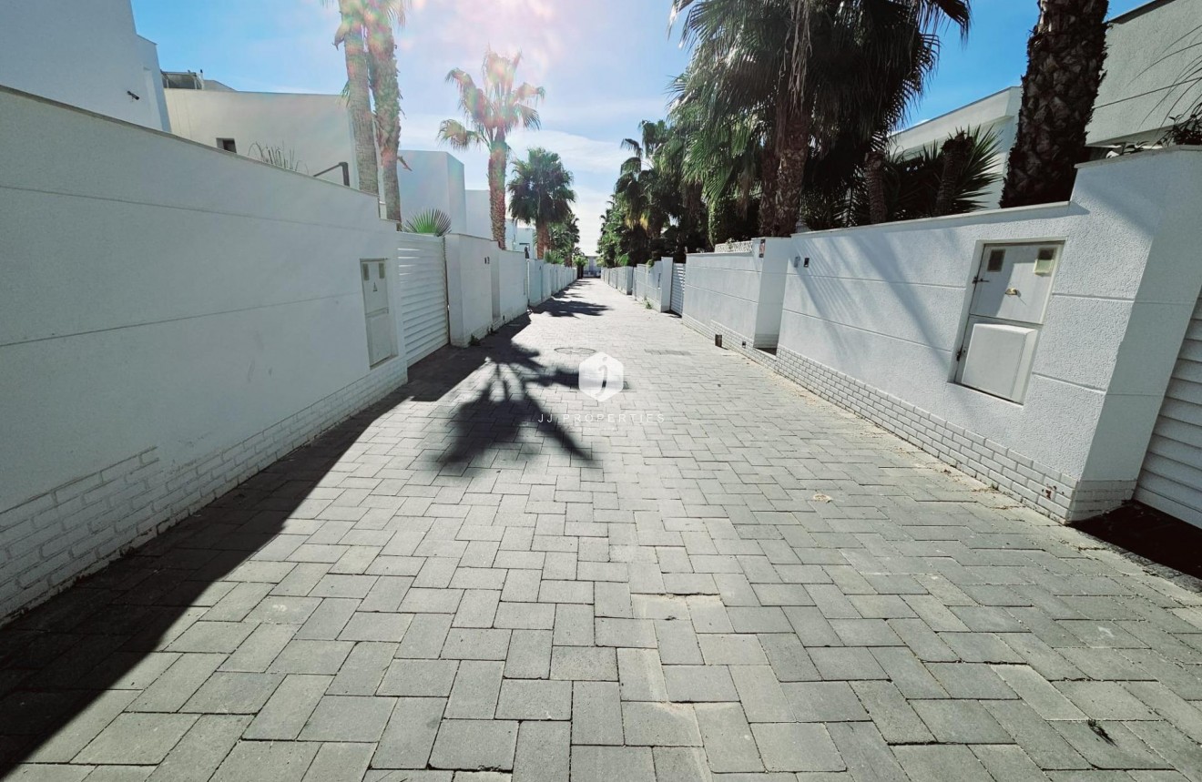 Segunda mano - Villa -
Ciudad Quesada - Costa Blanca Sur