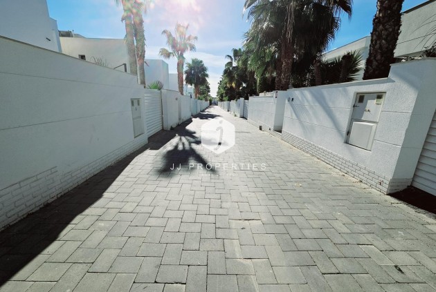 Segunda mano - Villa -
Ciudad Quesada - Costa Blanca Sur