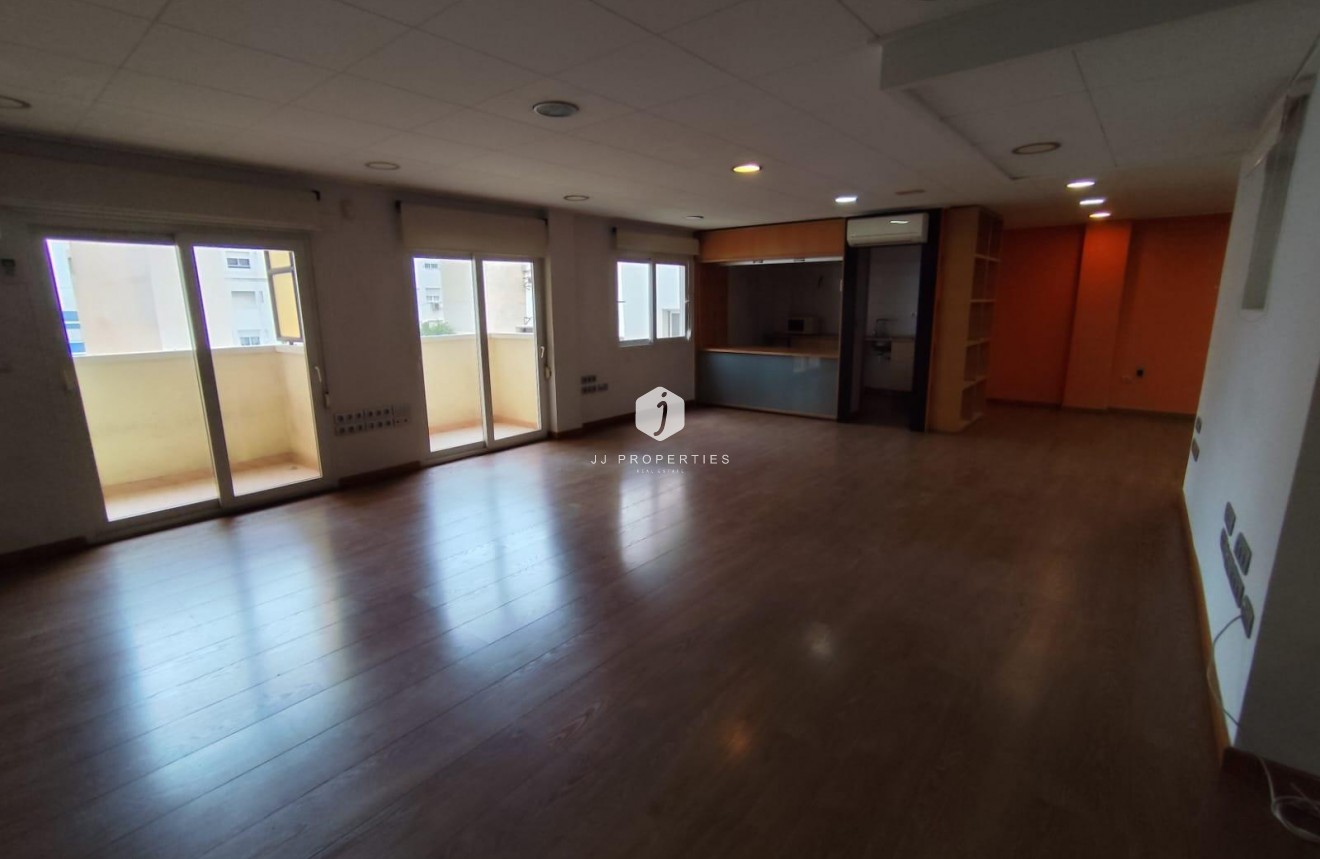 Tweedehands - Appartement / flat -
Torrevieja - Puerto