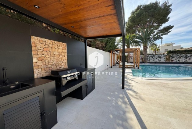 Tweedehands - Villa -
Orihuela Costa - Altos De Campoamor