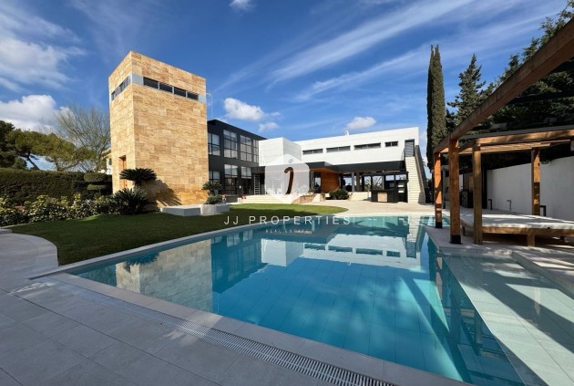 Tweedehands - Villa -
Orihuela Costa - Altos De Campoamor