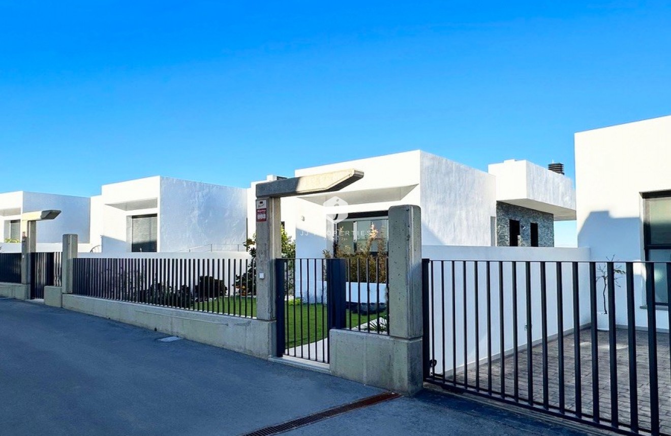 Tweedehands - Villa -
Rojales - Inland