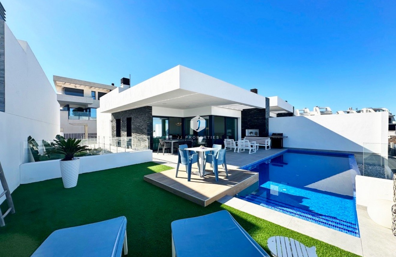 Tweedehands - Villa -
Rojales - Inland