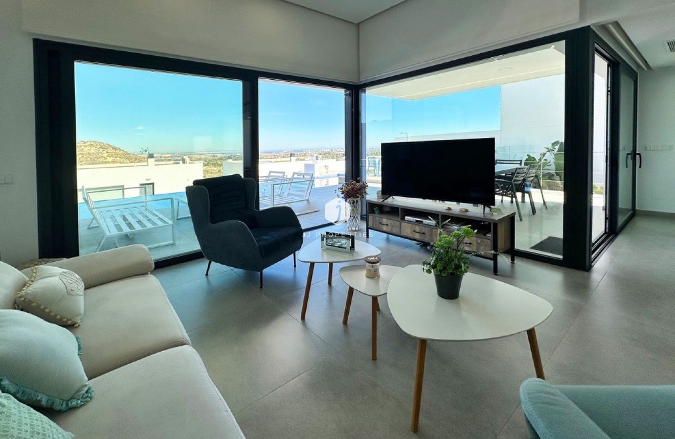 Tweedehands - Villa -
Rojales - Inland