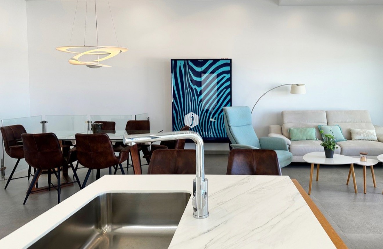 Tweedehands - Villa -
Rojales - Inland