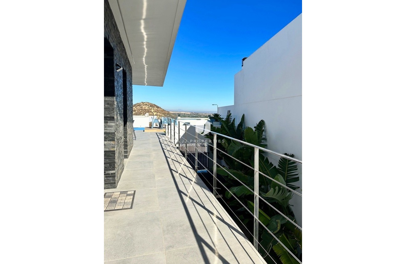 Tweedehands - Villa -
Rojales - Inland